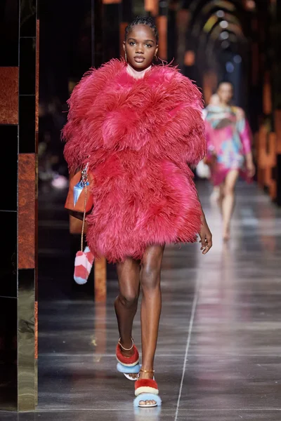 Look 36